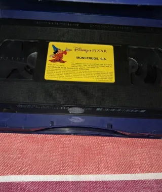 Monstruos S.A. VHS Español