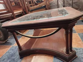 Mesa de centro de madera y cristal