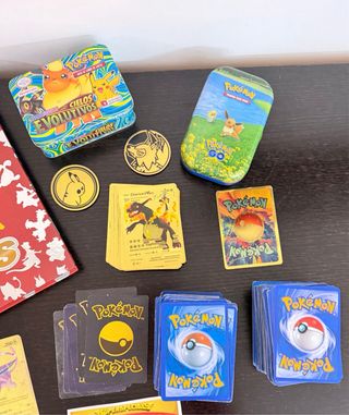 Pack Pokémon: Libro, Cajas y Cartas