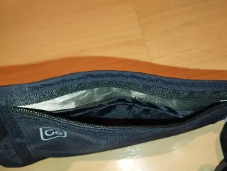 Cinturón para viajar o hacer deporte