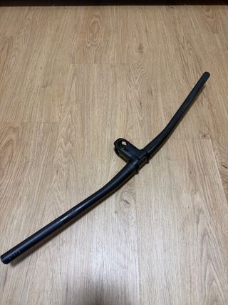 Manillar y potencia BMC carbono/aluminio MTB