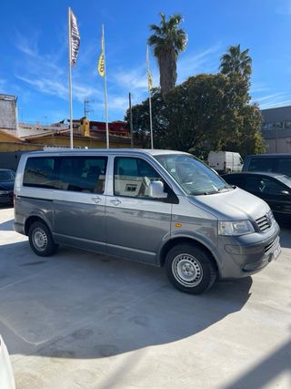 Volkswagen Caravelle 2006