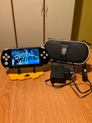 PSP Street E1004 Edizione Speciale Juventus Fan
