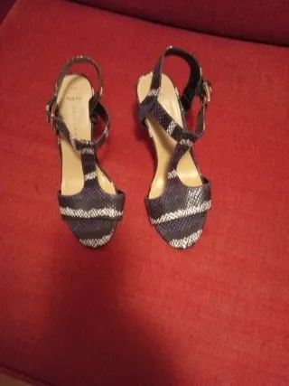 Zapatos de vestir T-strap