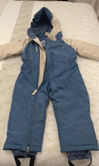 Mono de nieve para niño azul y beige