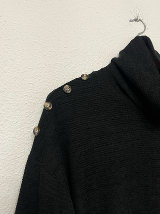 Jersey My Style Negro Cuello Alto Talla M/L