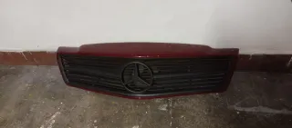 Calandra Mercedes 190 W201 (Look SEC)