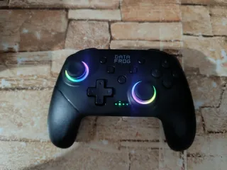 Mando Nintendo Switch y PC