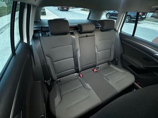 Volkswagen Golf VII Variant