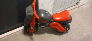 Moto correpasillos infantil