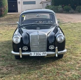 Mercedes-Benz 220 S