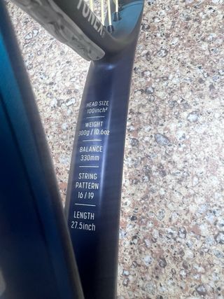 Yonex Ezone 100+ 300gr