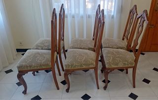 Juego de 6 Sillas Clásicas de Comedor