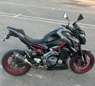Kawasaki Z900, 125cv en muy buen estado y cuidada.