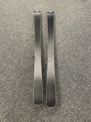 Esquís All Mountain Völkl Mantra 88