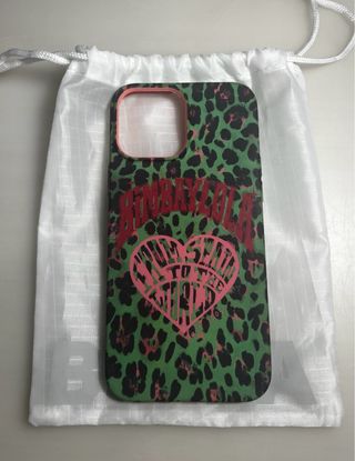 Custodia iPhone 13 Pro Max Bimba y Lola