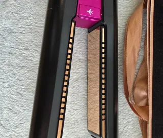 Alisador Dyson Corrale Preto/Rosa