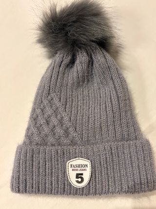 Cappello invernale con pompon