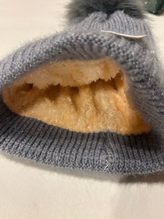 Cappello invernale con pompon