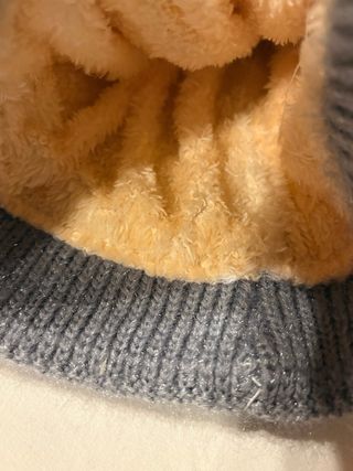 Cappello invernale con pompon