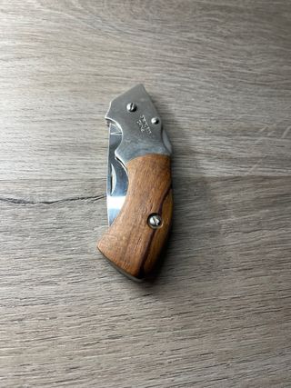 Coltello tascabile pieghevole in acciaio inox