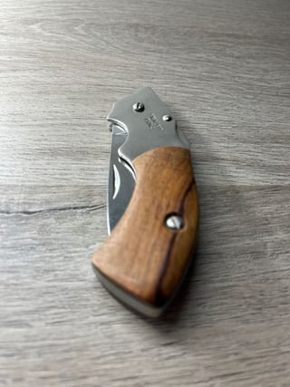 Coltello tascabile pieghevole in acciaio inox