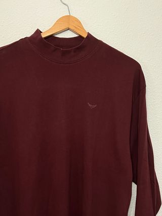 Camiseta Threadbare Burdeos Cuello Alto Talla M