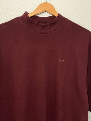 Camiseta Threadbare Burdeos Cuello Alto Talla M