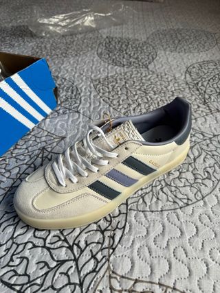 Adidas Gazelle Beige/Azul Talla 42