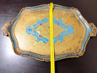 Bandeja em Madeira muito Antiga - Século XIX