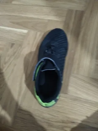 Botas de fútbol multitacos Kipsta Talla 34