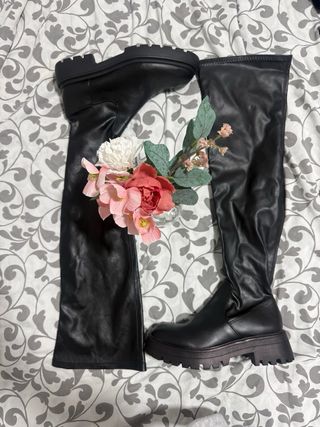 Botas Negras Plataforma Zara Stradivarius Bershka