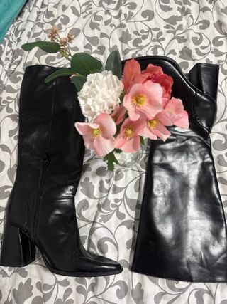 Botas Negras Plataforma Zara Stradivarius Bershka