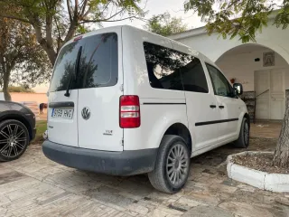 Volkswagen Caddy 2014