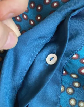 Camisa estampada de flores marca Zara Basic