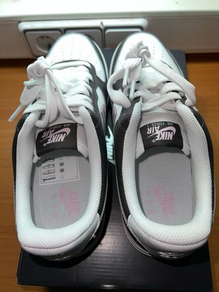 NIKE AIR FORCE 1 Unisex Negro Rosa Blanco