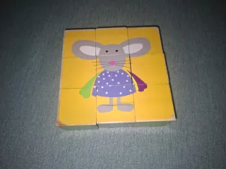 Puzzle cubos madera infantil ratón