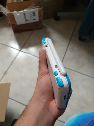 Nintendo 2DS XL Bianco/Blu