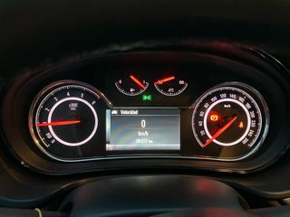 Opel Insignia diesel con bola y muy cuidado