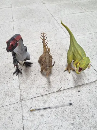 Lote dinosaurios juguete varios tamaños