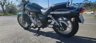 Suzuki Marauder 250cc Custom