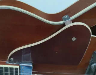 Guitarra Harley Benton Manhattan Vintage