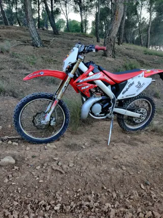 HM Cree Six Competition