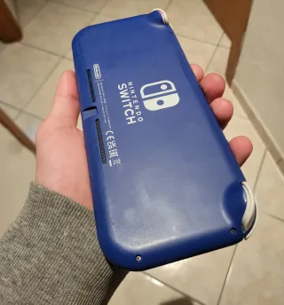 Nintendo Switch Lite Blu