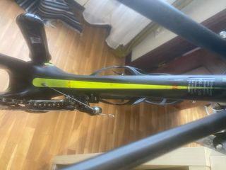Bicicleta BH Quartz Carbon talla MD