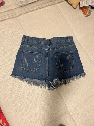 Shorts vaqueros rotos niña