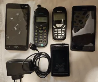 Lotto 5 Cellulari Vintage Huawei, Siemens, Sony Er