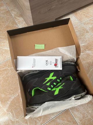 Scarpe U-Power Grigie e Verdi