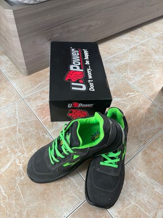 Scarpe U-Power Grigie e Verdi