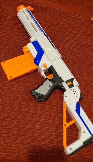 Pistola Nerf Elite Retaliator